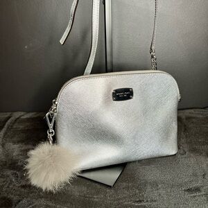 Michael Kors Cindy leather crossbody